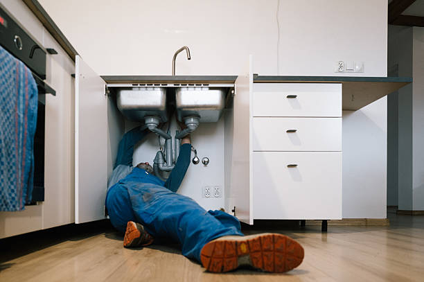 Professional Emergency Plumber technician working in Sitka, KY